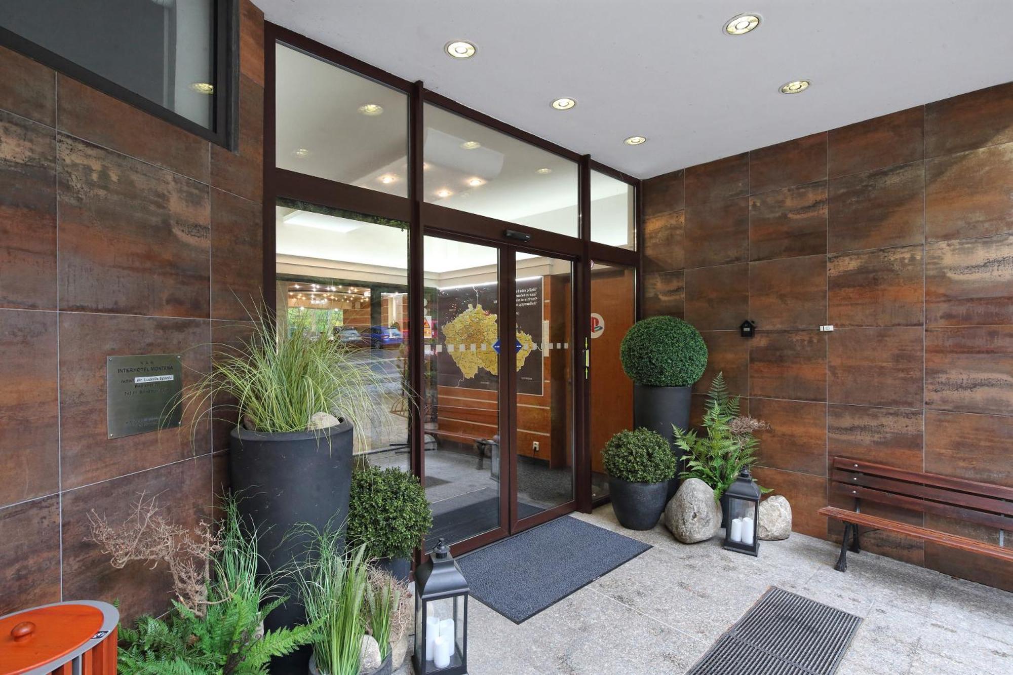 Interhotel Montana Hotel 3*